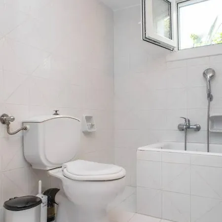 Ariadni S Central Flat * Naxos City